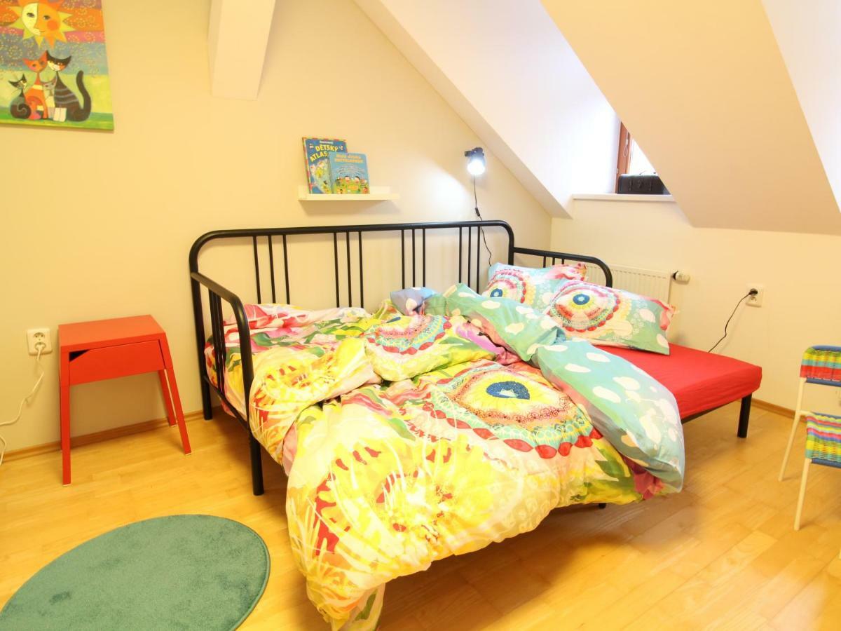 Apartment Zaverka Near Castle